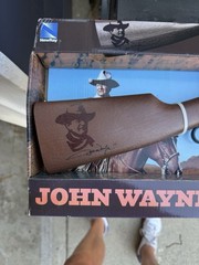 John Wayne NewRay Toy Lever Action Rifle Light Sound Effects SS-66226 New In Box