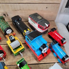 Huge Thomas & Friends Trains Lot Die Cast & Plastic Engines Cars Coaches