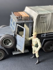 Indiana Jones 1:18 WWII German Military Cargo Truck 3.75 Raiders Of The Lost Ark