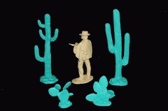 Cactus Prickly Pear Auburn Rubber Western toy soldiers MARX playsets