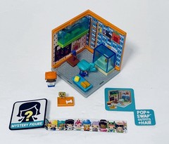 Mattel My Mini MixieQ’s Pet Shop Mini Room Series 1 Figures & Accessories- EUC