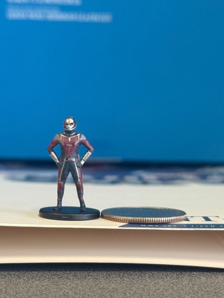 MARVEL CAPTAIN AMERICA CIVIL WAR 1/6 ANT-MAN MMS-362 – MINIATURE ANT-MAN