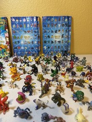 HUGE Vintage 200 Digimon Figure Lot ~ Official Bandai Toy Collection