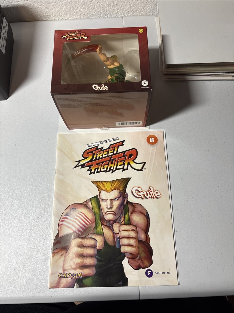 Fanhome Capcom Street Fighter #8 Guile Figure With Magazine
