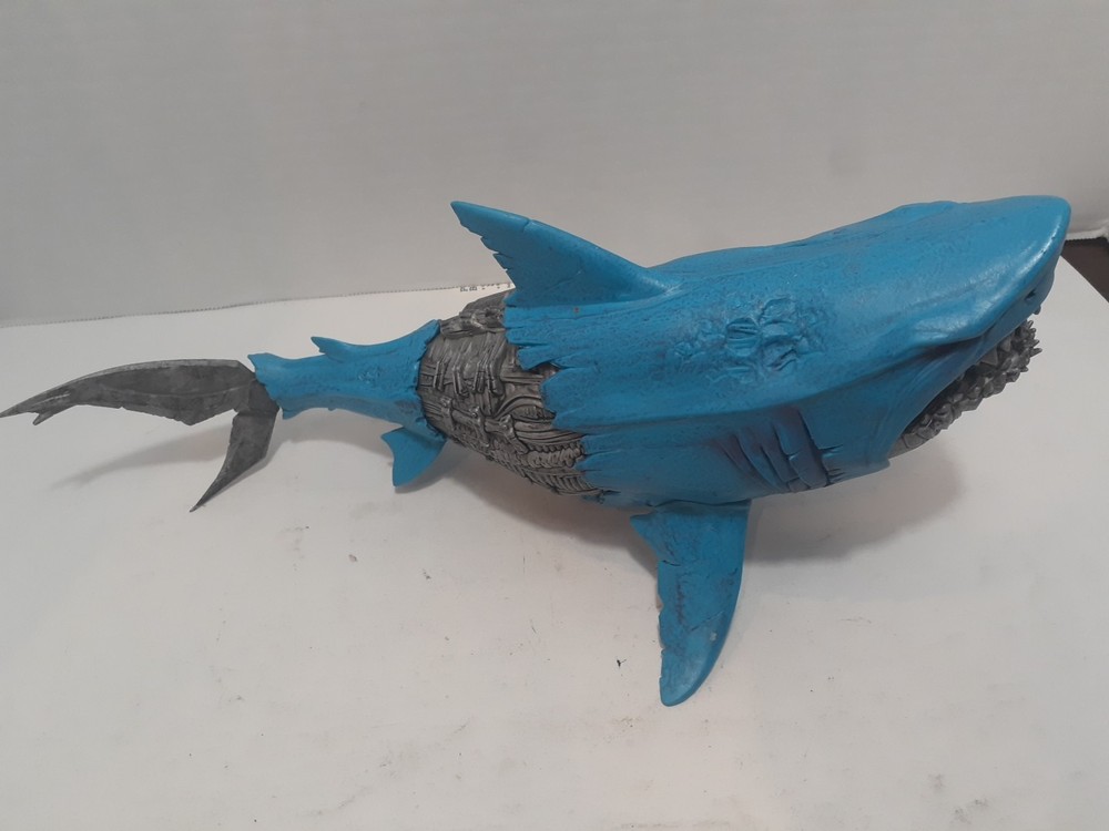 McFarlane Toys Raw 10 Fren Z Robotics Blue Silver Great White Shark Figure