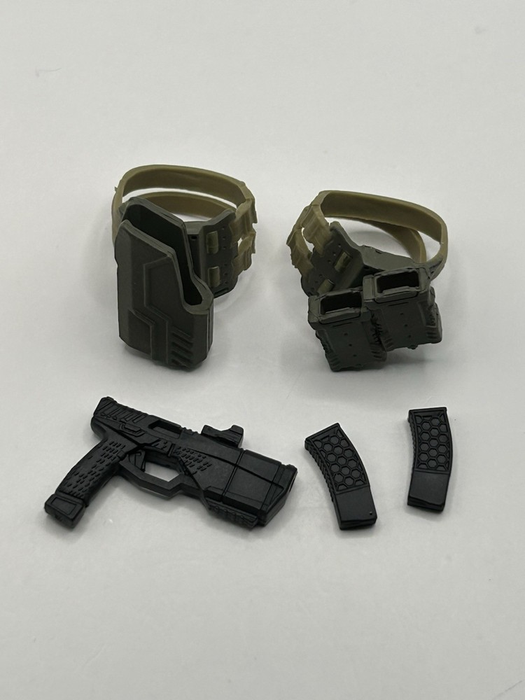 Valaverse Action Force Pistol With Magazines & Holsters (B1) Fodder 1/12 Scale