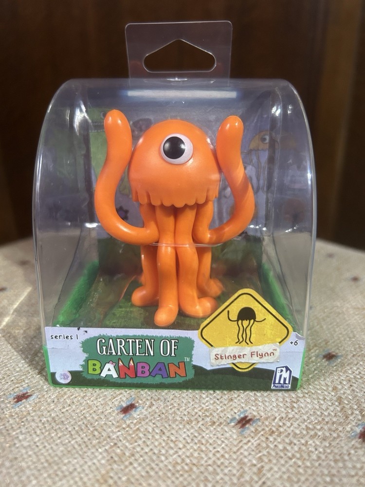 Garten Of Banban Orange Figure 2.5 in Series 1 Stinger Flynn. Sealed.