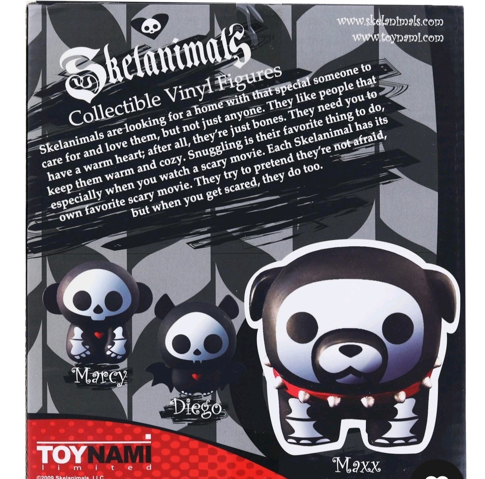 Skelanimals 4.5 Inch Collectible Vinyl Figure | Maxx the Bulldog