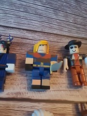 Roblox Toys Lot Of 6 Action Figures Collection Includes Accessories *No Codes*