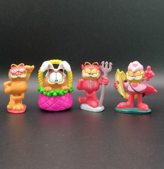4 Garfields Valentine’s Day Cupid Devil Luv Ya Easter Paws Toy Cat Lot P 5