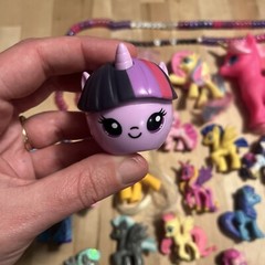 24 Pc Lot Hasbro My Little Pony Horse Figure Toy Lot With Carry Case Necklaces +