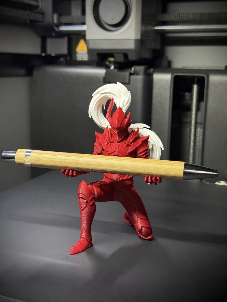 Solo Leveling Igris Pen Holder Figure