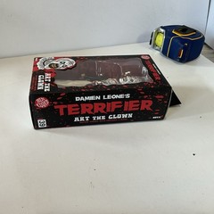 Terrifier Art the Clown Cosutmed Action Figure With Mask New 5.5 inch SEALED