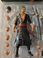 BANDAI S.H.Figuarts One Piece Roronoa Zoro The Raid on Onigashima Fig US SELLER