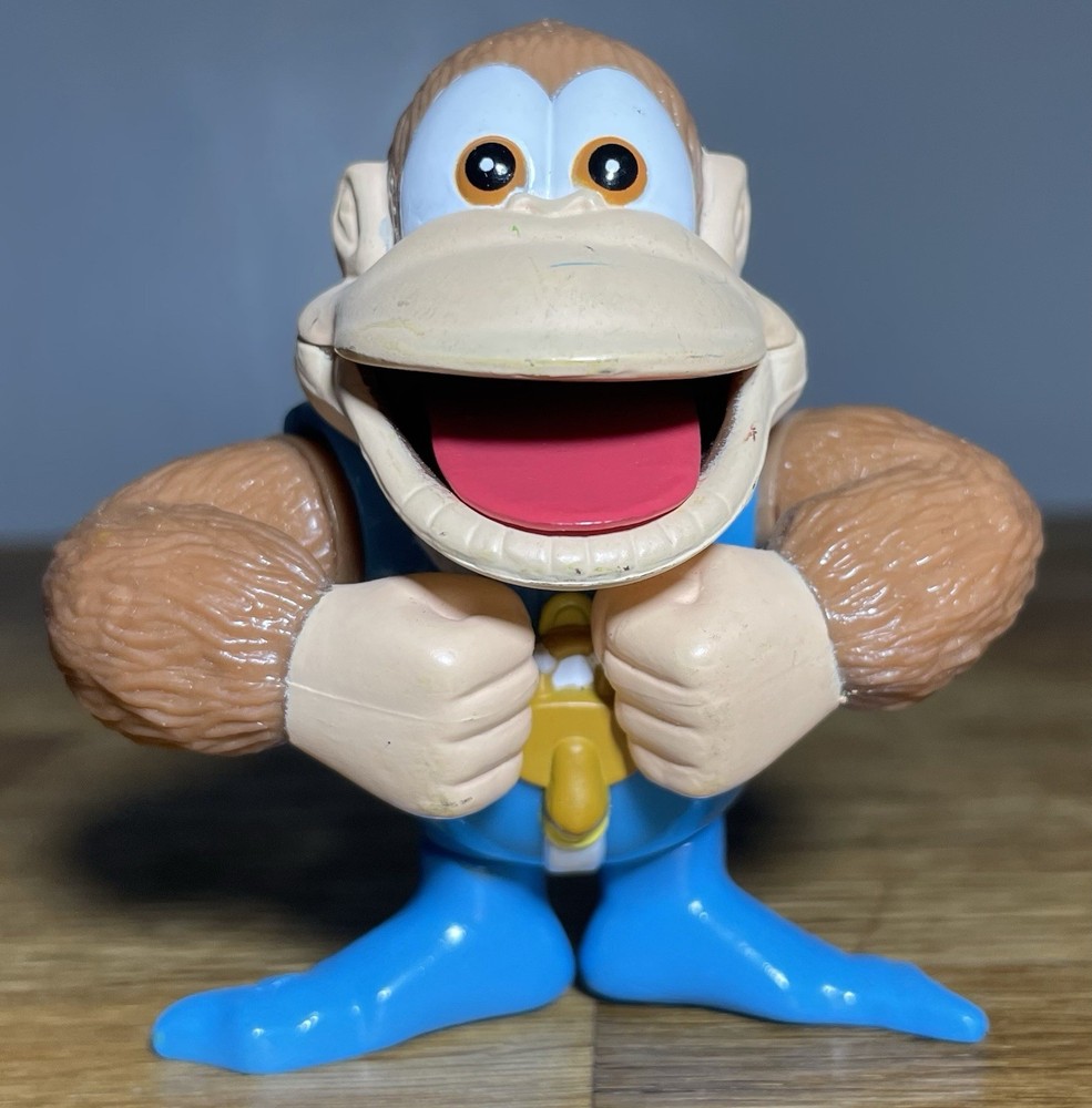 Donkey Kong Chest Slammin Donkey Kong Kiddy Kong 1999 Nintendo Figure