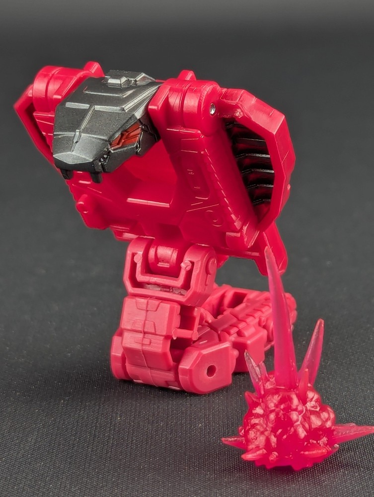 Transformers Netflix Fangtron complete Hasbro WFC Nemesis Prime Spoiler Pack