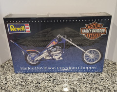 Harley Davidson Freedom Chopper 1:8 REVELL Model Kit MIB NEW Sealed