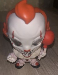 Tiny Nightmares Horror Mystery Vinyl Figure Just Play Terrif-Eyes IT Pennywise