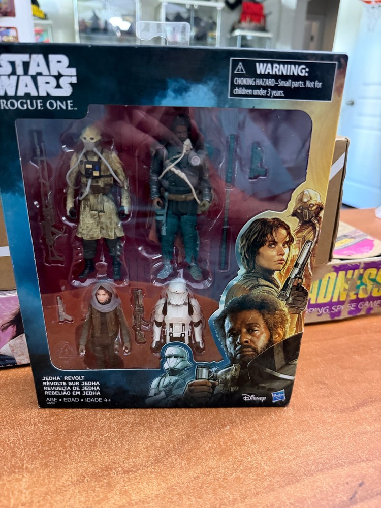 Hasbro Star Wars Rogue One Jedha Revolt 4-Pack Action Figure Set Figures NEW