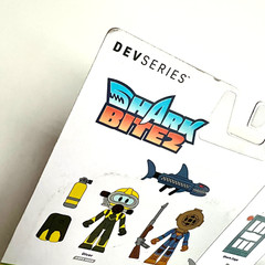 Jazzware DevSeries SHARK BITE 2: SHARK CAGE Figure Set with code