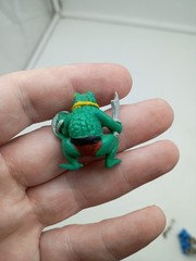 Vintage Frog Warrior Sword Shield Vending Machine Toy Figure RARE D&D Mini Toad