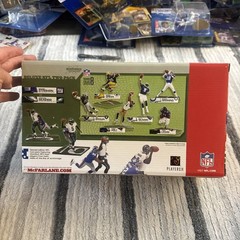 McFarlane NFL Deluxe 2 Pack Giants Michael Strahan Eagles Donovan McNabb In Box