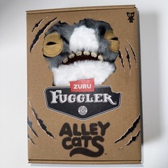 *ALLEY CATS* Zuru Fuggler WIDE-EYED CAT 9″ Scrappy Strays Plush 2026