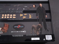 Mezco John Wick 1/12 Scale Figure in Box Unopened with Accessories 2019