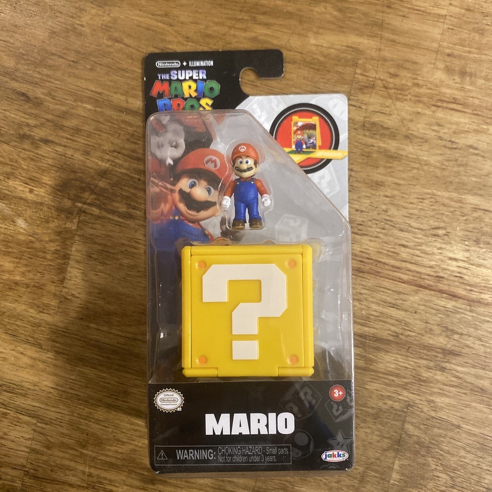 Jakks Pacific Super Mario Bros Movie Mario 1.25 in Mini Figure w/ Question Block