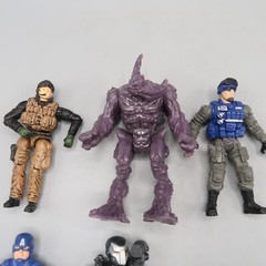 Avengers Hasbro Marvel Army Villian Action Figure Loose Lot Captain America Buzz