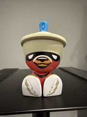 Clutter Studios Canbot 3oz Series 1 Designer Vinyl Figure – Basic Trooper 1/16