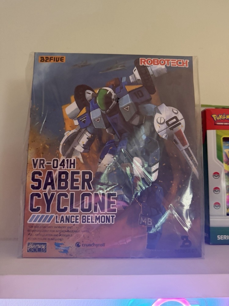 B2Five Robotech VR-041H Saber Cyclone Lance Belmont 1/28 Scale Figure New Sealed