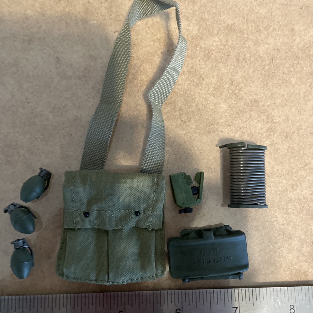 1:6 Sideshow Platoon Chris Taylor Vietnam War Claymore Mine Clicker Wire Bag