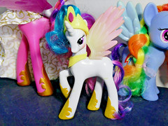 Hasbro My Little Pony Figurines~ 5 To Choose From! Your Choice!