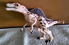 TOY DINOSAURS – BATTERY OPERATED SOUND – Lot 4 Different