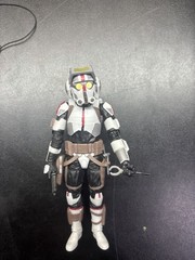 13 Star Wars figures ranging in size and origin see description for details!