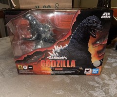GODZILLA VS BIOLLANTE ACTION FIGURE 1989 S.H MONSTERARTS 15CM BANDAI