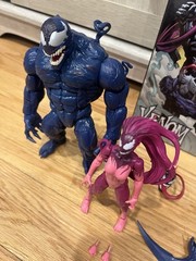 Amazon Exclusive Marvel Legends Venom 3 Pack Venom, Agony, and Riot w/opened Box