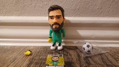 NEW – Zuru Ballers 2026 FIFA World Cup Soccer ALISSON BECKER Rare Buy it Now.