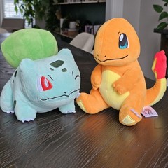 5 Plush lot Pokemon Bulbasaur Pikachu Charmander Horsea Grookey Jazwares