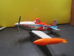 Disney Toy Pixar Planes Dusty Cropduster & El Chupacabra Lot of 2 (NON WORKING)