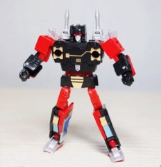 Takara Tomy Transformers Rumble & Jaguar Masterpiec MP15 6″ Robot Action Figure
