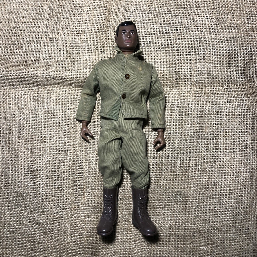 Vintage 2000’s GI Joe Action Figure