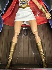 She-Ra Princess Of Power 11″ Mattel 2015 NIB