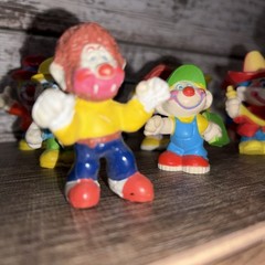 Vintage 1981 Mego Corp Clown Around PVC Figures 2″ Bundle Lot Of 25 w/ 10 Cards