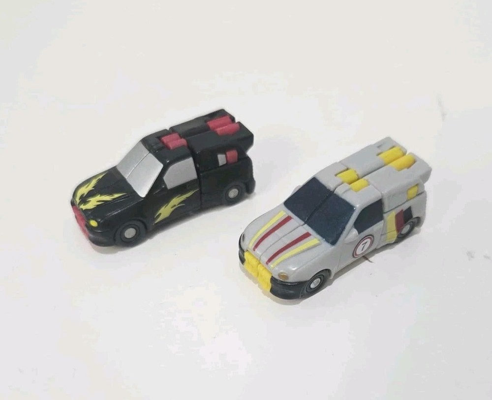 Transformers Armada MiniCon DIRTBOSS Race Team Skyboom Shield & Road Assult