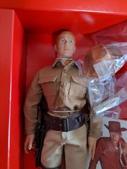 Wanted Dead or Alive STEVE McQUEEN FIGURE TOYS McCOY 1/6 Scale From Japan 18+