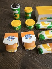16 Pc Zuru 5 surprise FOODIE mini brands SUBWAY SONIC WHITE CASTLE collection