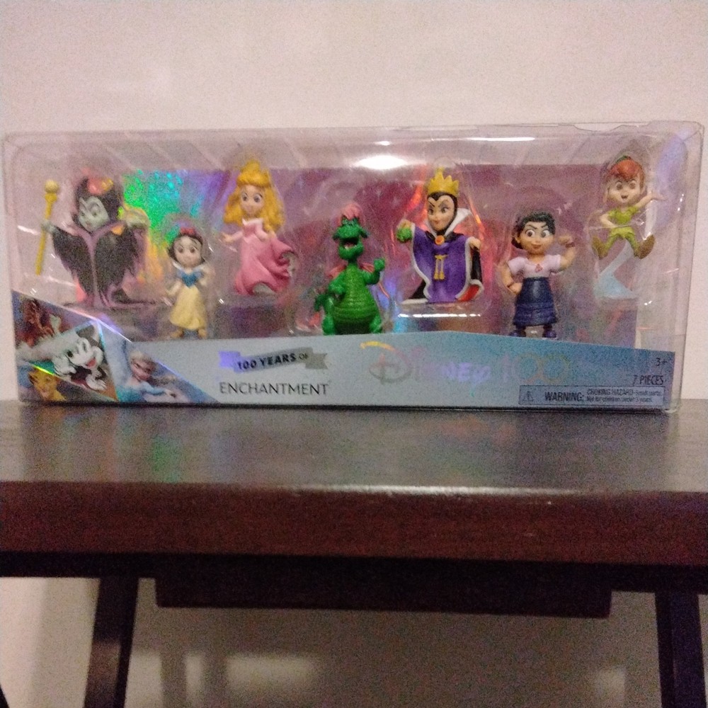 NEW Disney 100 Years Of enchantment 8 Figure Set Toy Limited Edition Collection