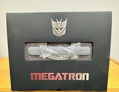Brand New Sealed Robosen Megatron G1 Flagship Transformer Robot Limited Edition